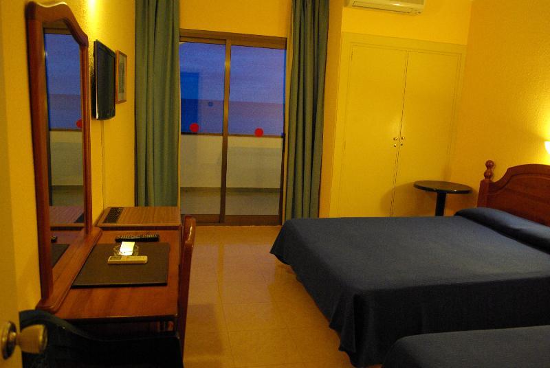 Medplaya Hotel Vistamar Costa Dorada Hospitalet De L'Infant Exterior foto