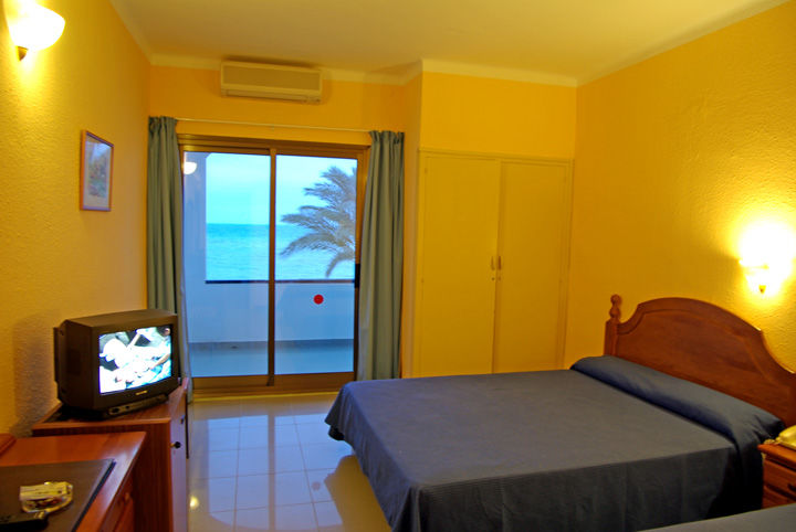 Medplaya Hotel Vistamar Costa Dorada Hospitalet De L'Infant Exterior foto